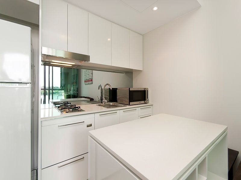 10507/8 Harbour Road, Hamilton QLD 4007