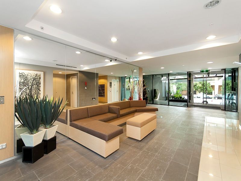 10507/8 Harbour Road, Hamilton QLD 4007