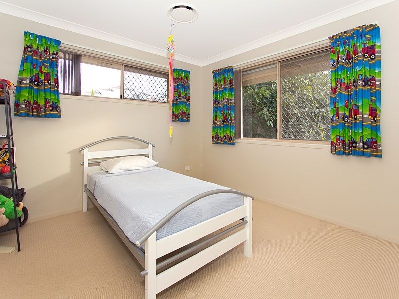 11 Zoe Place, Moggill QLD 4070