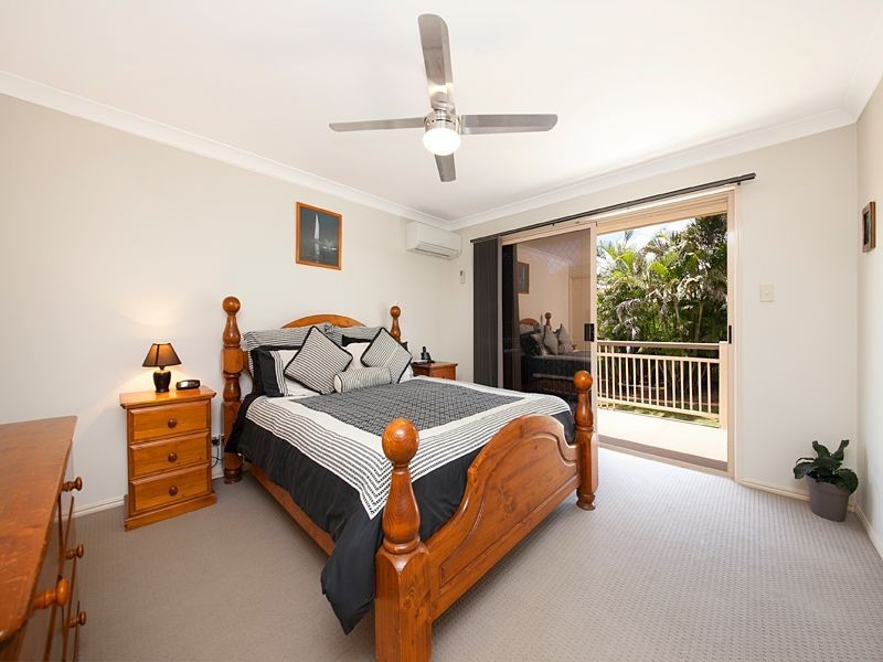 16 Campbell Crescent, Bellbowrie QLD 4070