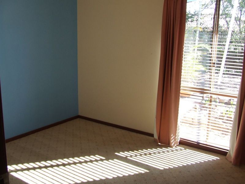 62 McPherson Road, Sinnamon Park QLD 4073