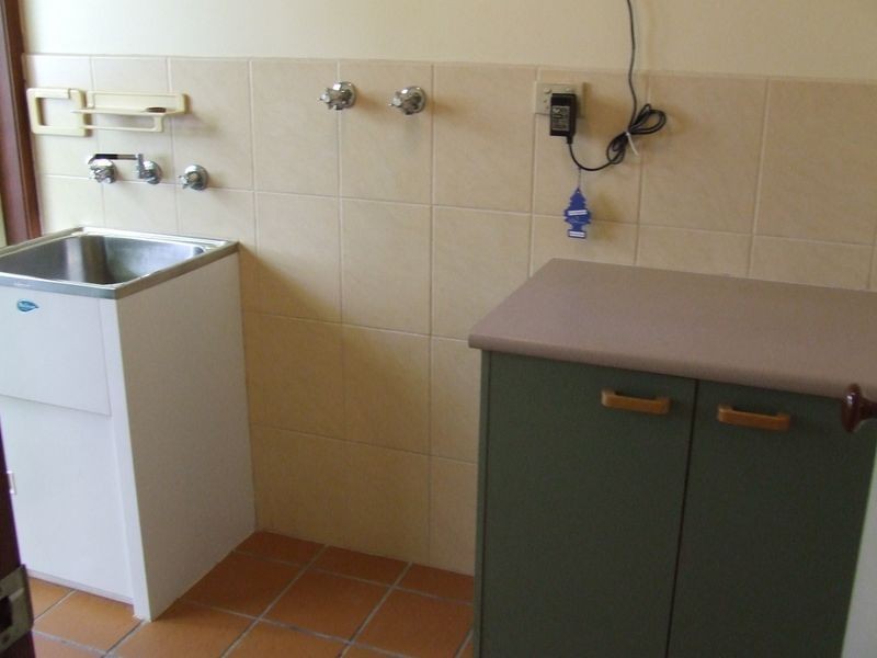 62 McPherson Road, Sinnamon Park QLD 4073