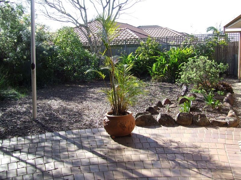 62 McPherson Road, Sinnamon Park QLD 4073