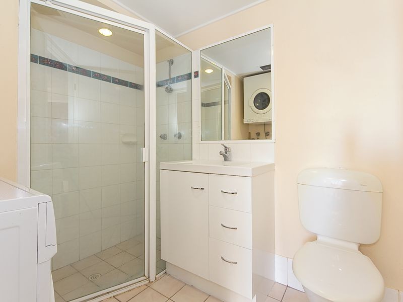 2/44 Lissner Street, Toowong QLD 4066