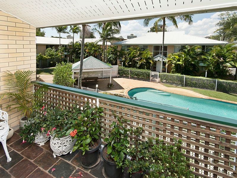 23/22-26 Warren Street, St Lucia QLD 4067