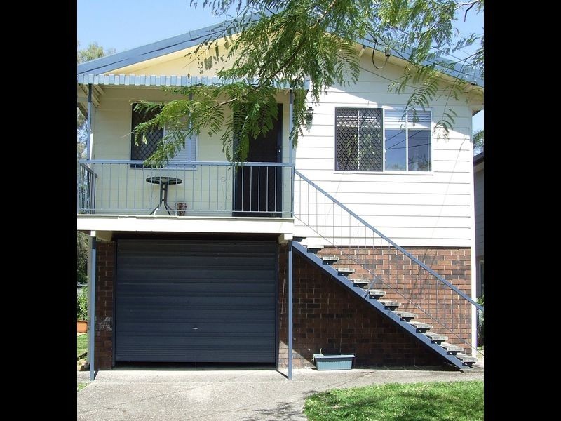 111 Beelarong Street, Morningside QLD 4170