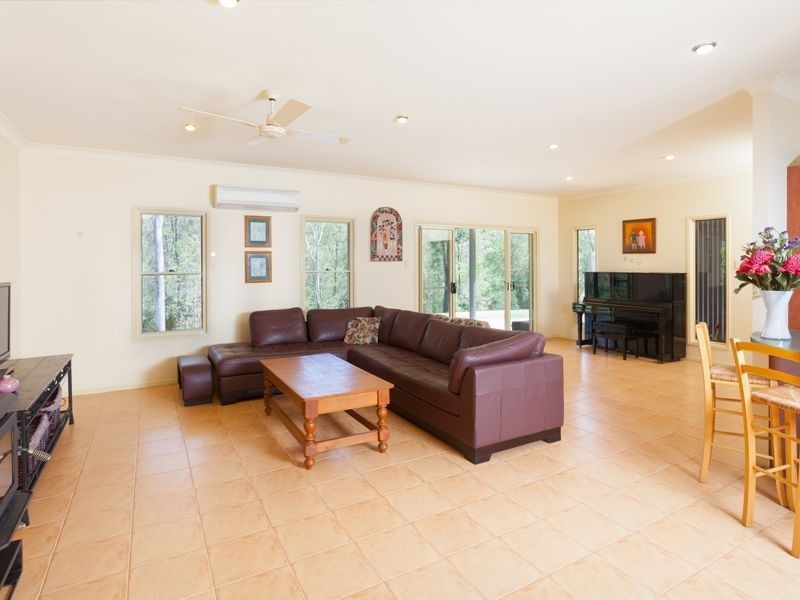 31 White Cedar Road, Pullenvale QLD 4069