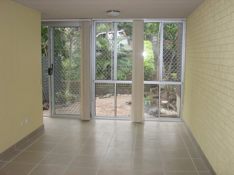 7/18 Holmes Street, Toowong QLD 4066