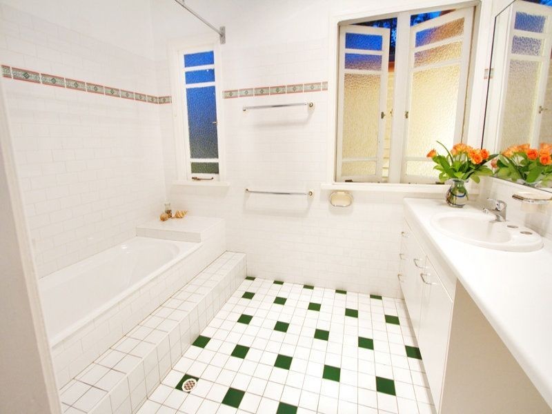 314 Stanley Terrace, Taringa QLD 4068