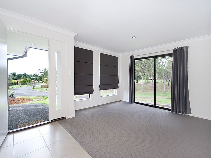 104 Fiddlewood Crescent, Bellbowrie QLD 4070