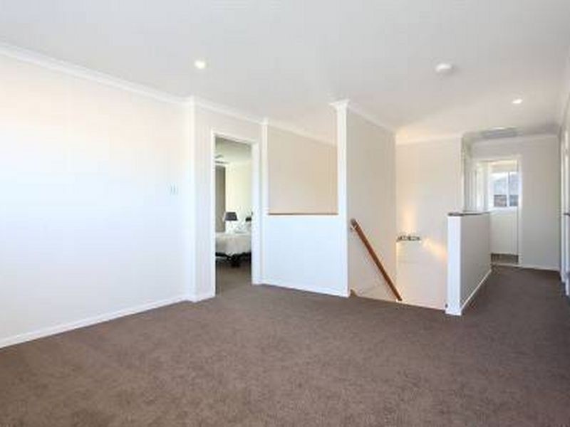 21 Hendos Place, Moggill QLD 4070