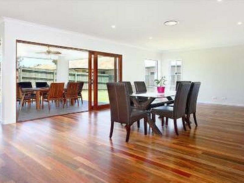 21 Hendos Place, Moggill QLD 4070