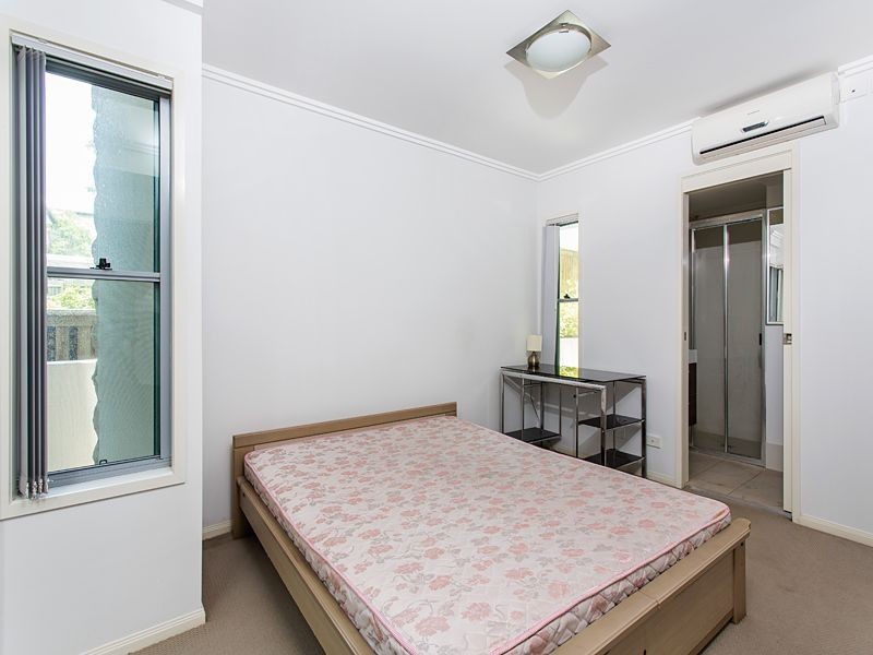 3/51 Lambert Road, Indooroopilly QLD 4068