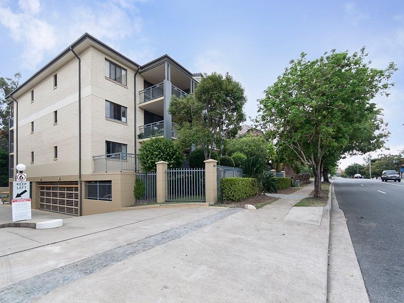 101/300 Sir Fred Schonell Drive, St Lucia QLD 4067