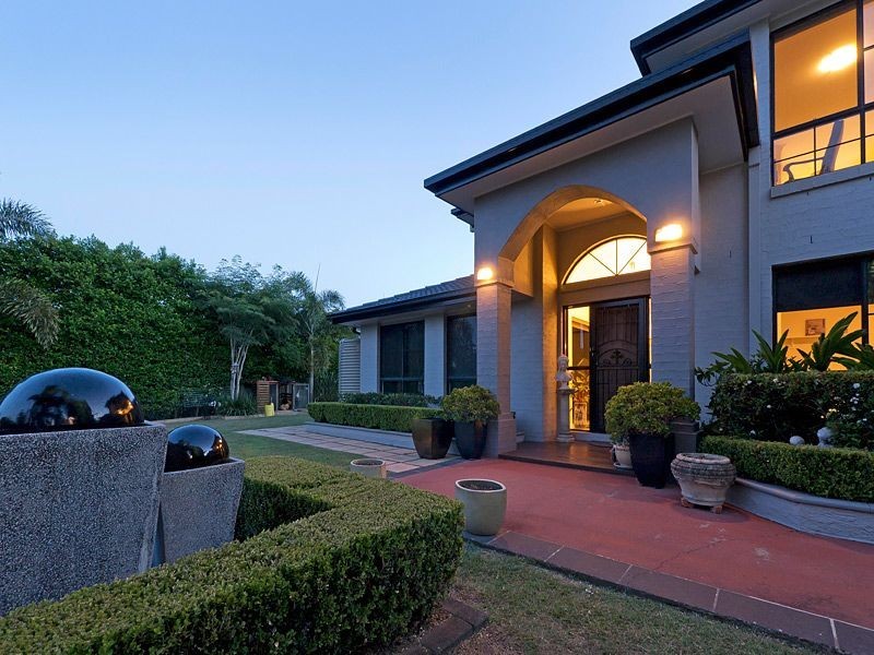 62 Gibson Crescent, Bellbowrie QLD 4070