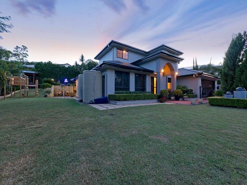 62 Gibson Crescent, Bellbowrie QLD 4070