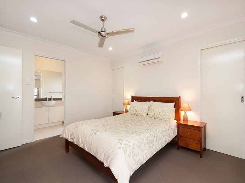 6 Stacey Close, Moggill QLD 4070