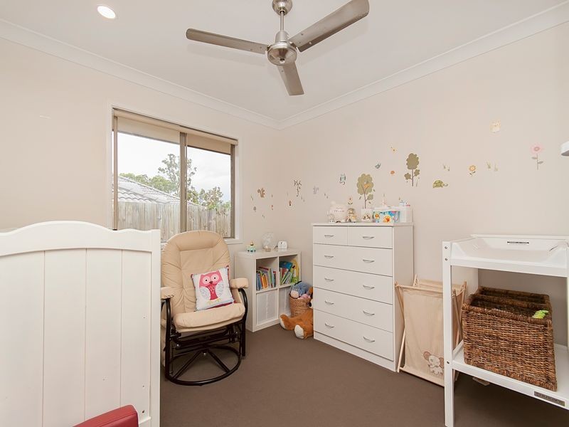 6 Stacey Close, Moggill QLD 4070