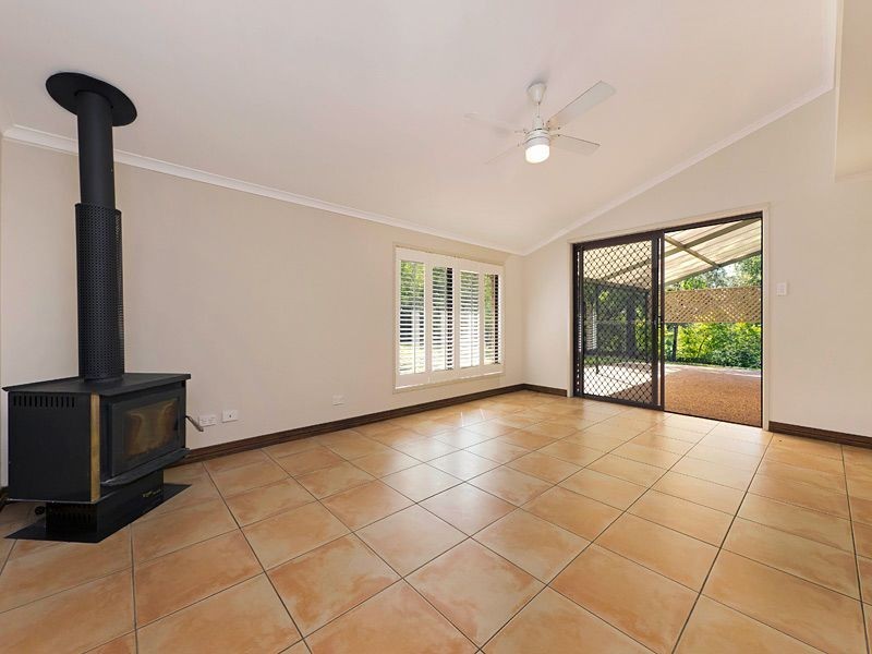 80 Fiddlewood Crescent, Bellbowrie QLD 4070