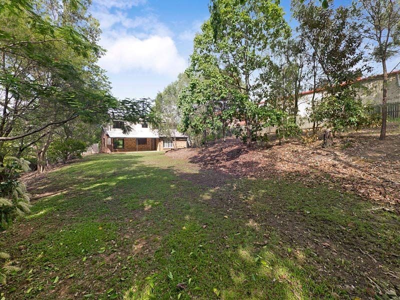 80 Fiddlewood Crescent, Bellbowrie QLD 4070