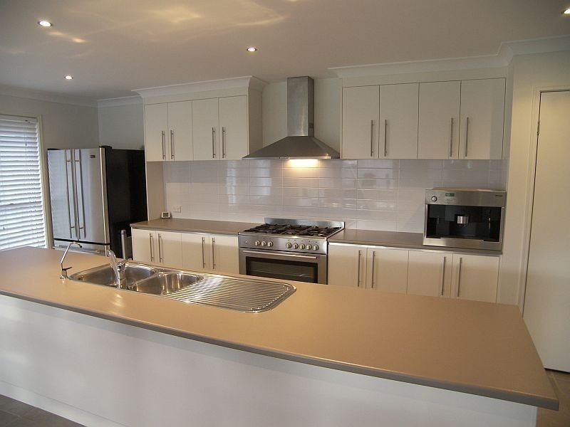 10 Stacey Close, Moggill QLD 4070