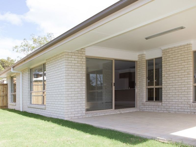 7 Knightsbridge Street, Oxley QLD 4075