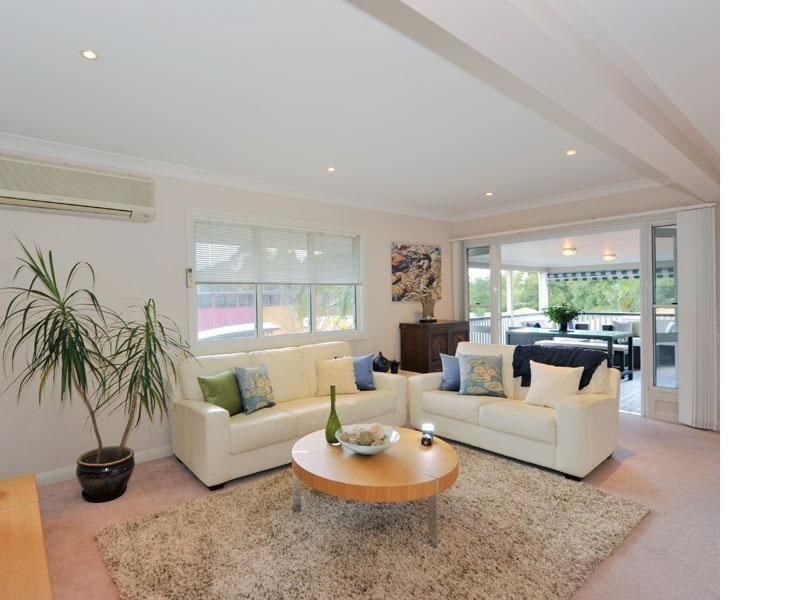 2 Aaron Place, Indooroopilly QLD 4068