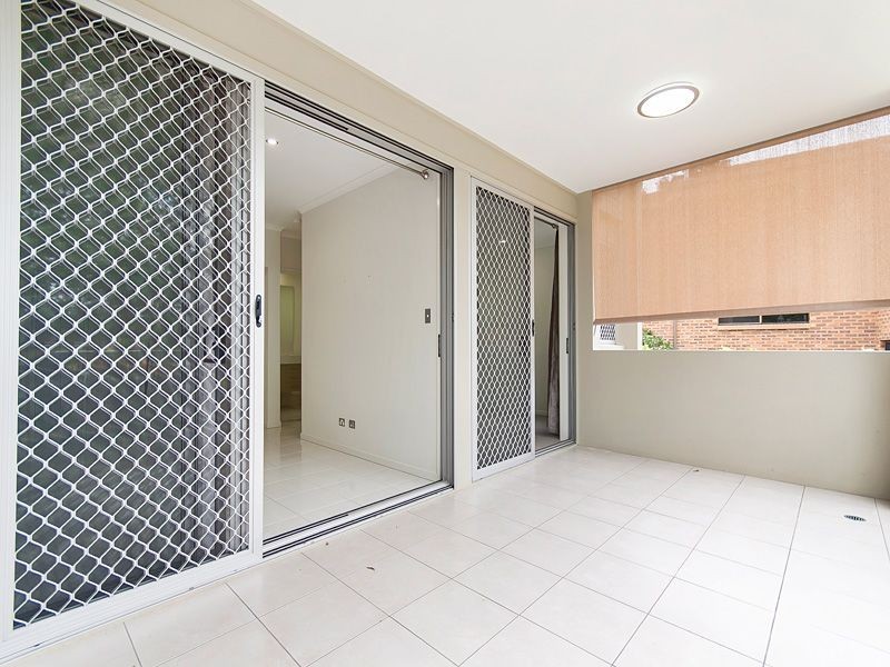 4/119 Macquarie Street, St Lucia QLD 4067