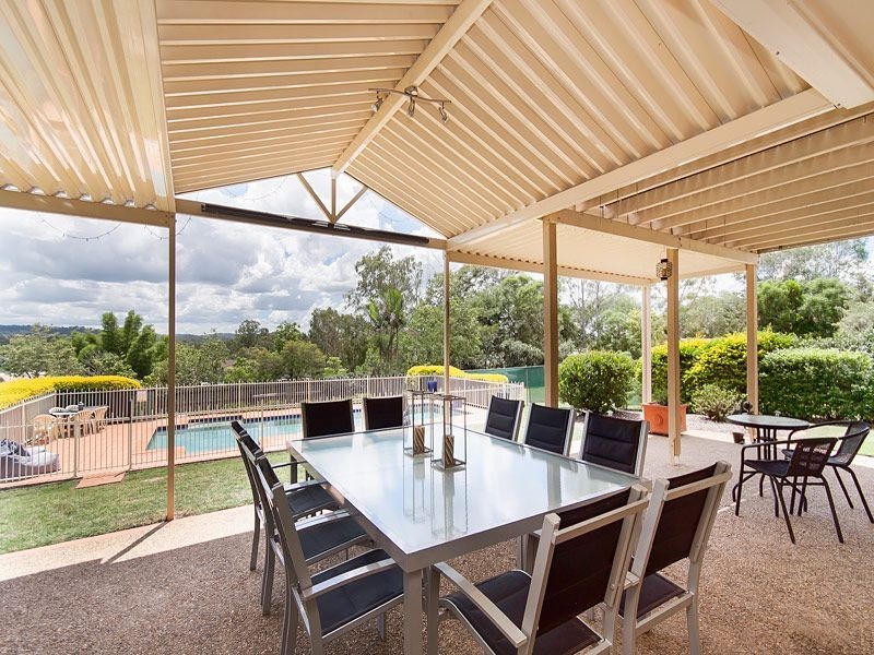 36 Pine County Place, Bellbowrie QLD 4070