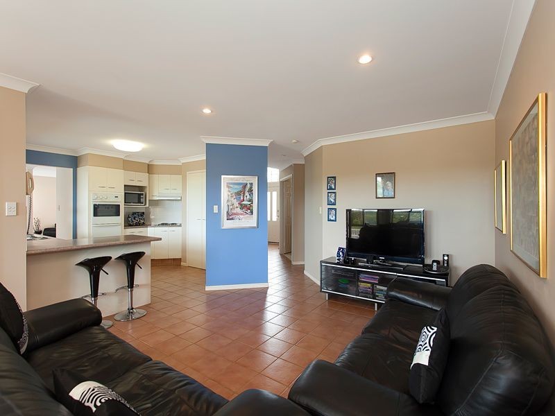 36 Pine County Place, Bellbowrie QLD 4070