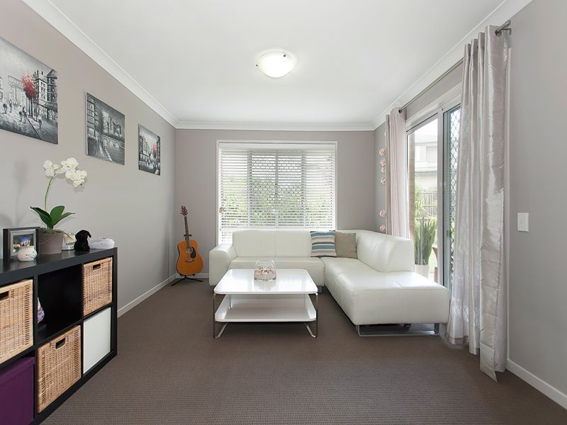 24 Sanctuary Way, Moggill QLD 4070