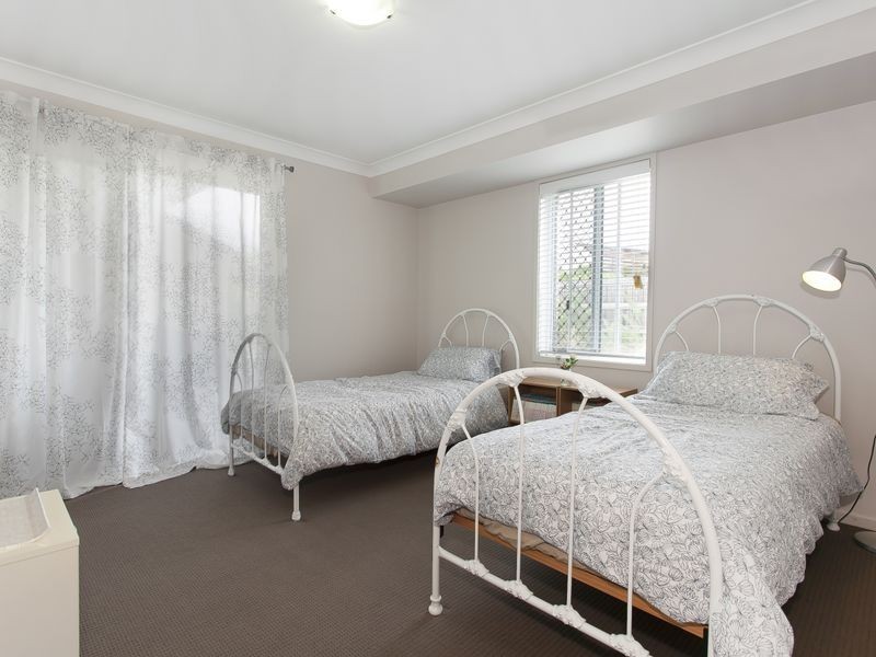 24 Sanctuary Way, Moggill QLD 4070