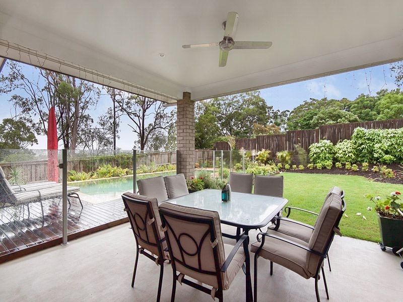 35 Lancewood Place, Moggill QLD 4070
