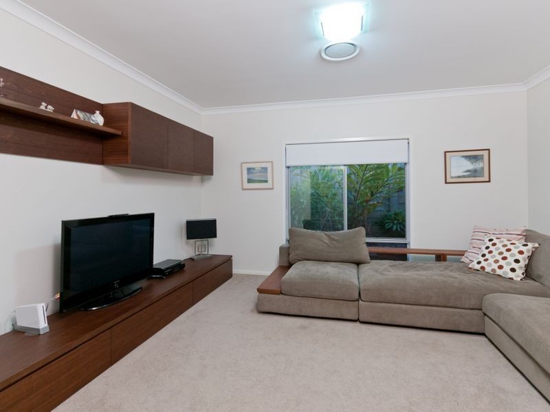 35 Lancewood Place, Moggill QLD 4070