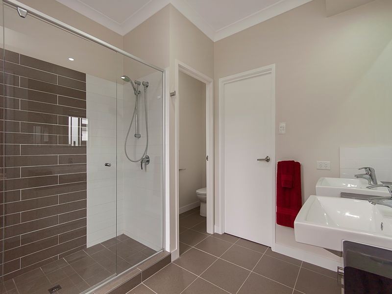 35 Lancewood Place, Moggill QLD 4070