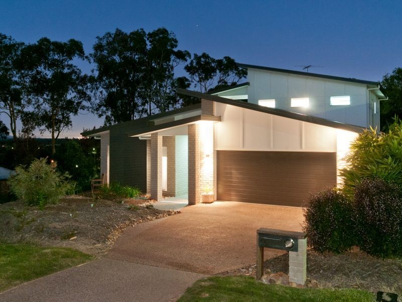 35 Lancewood Place, Moggill QLD 4070