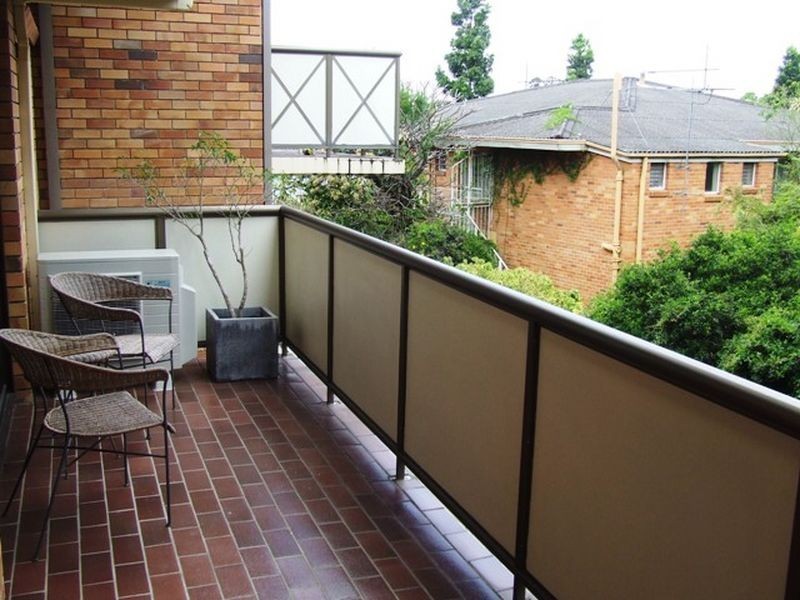 19/9 Land Street, Toowong QLD 4066