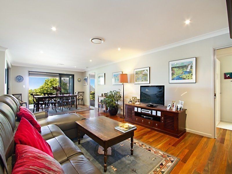 36 Forestwood Place, Moggill QLD 4070