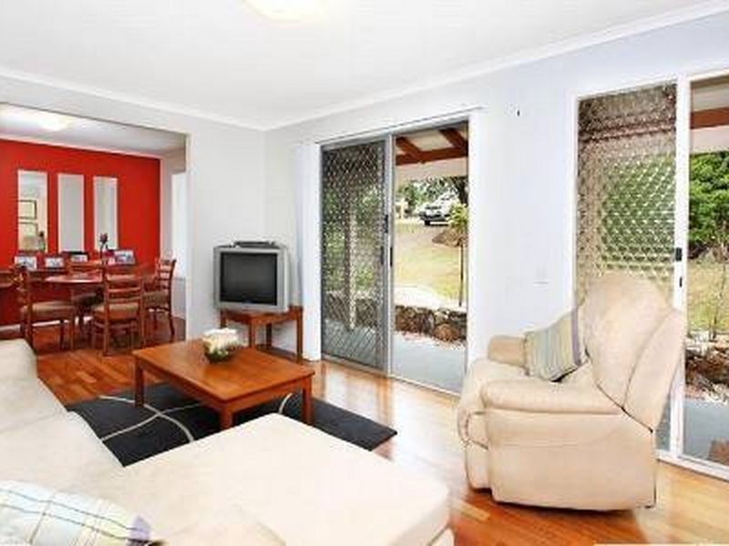 18 Marlock Street, Bellbowrie QLD 4070