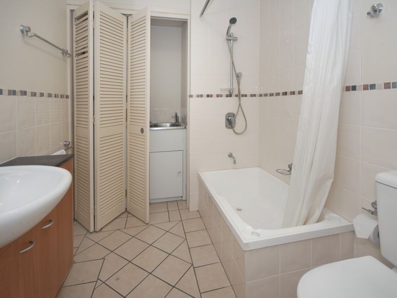 125/5-11 Chasely Street, Auchenflower QLD 4066