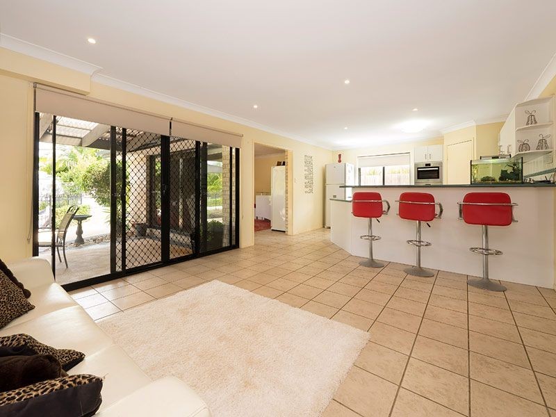 28 Makepeace Place, Bellbowrie QLD 4070