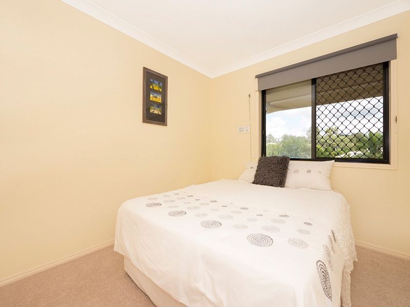 28 Makepeace Place, Bellbowrie QLD 4070