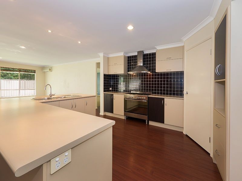 19 Joseph Avenue, Moggill QLD 4070