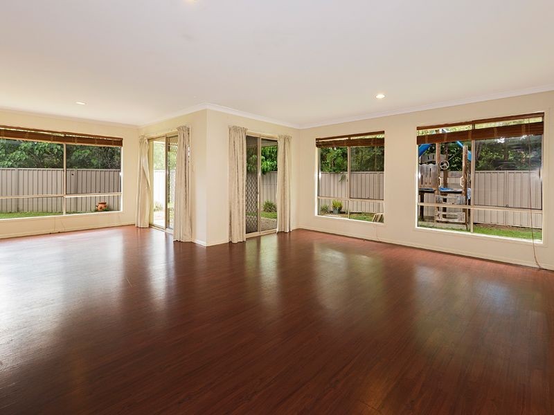 19 Joseph Avenue, Moggill QLD 4070