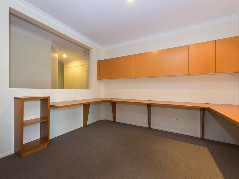 19 Joseph Avenue, Moggill QLD 4070