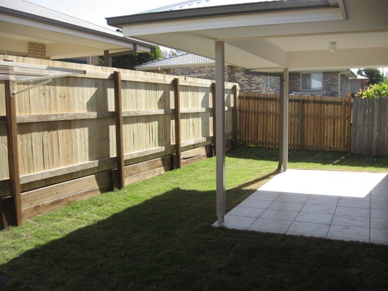 2/7 Lisa Court, Raceview QLD 4305