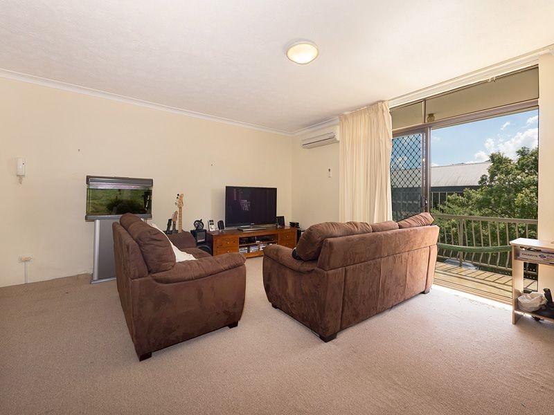 2/15 Earle Lane, Toowong QLD 4066