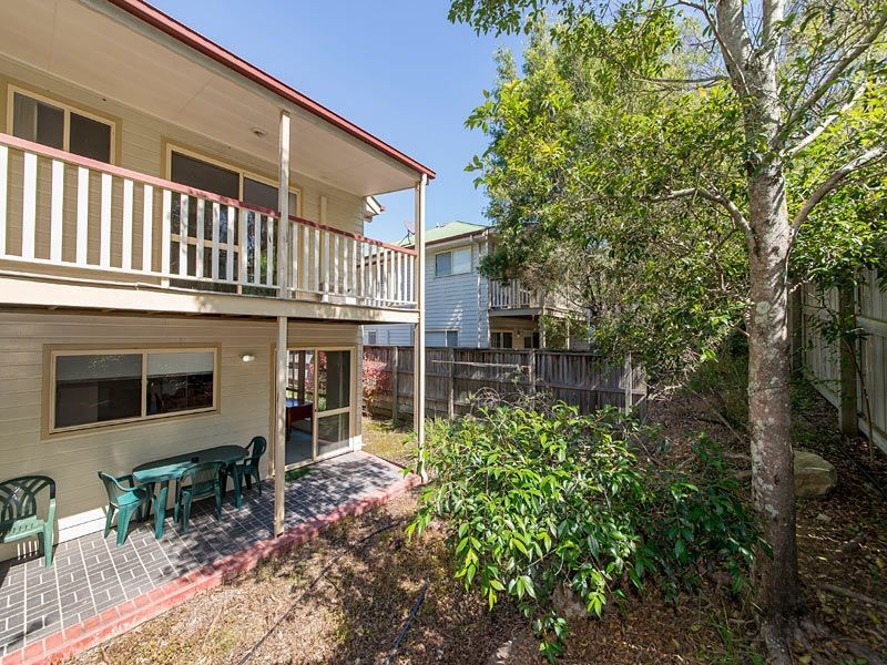 2/87 Russell Terrace, Indooroopilly QLD 4068