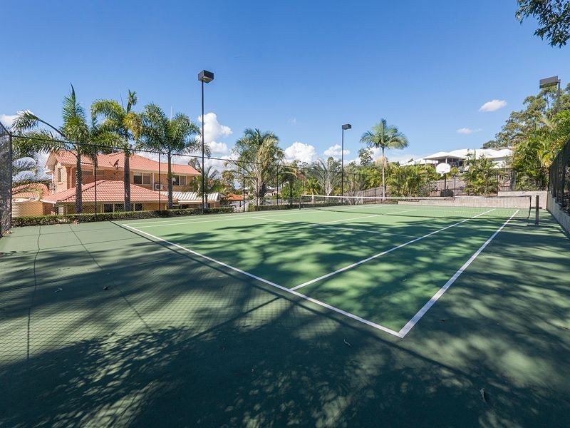 95 Westaway Crescent, Bellbowrie QLD 4070