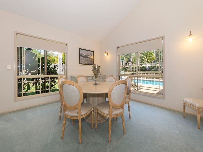 95 Westaway Crescent, Bellbowrie QLD 4070